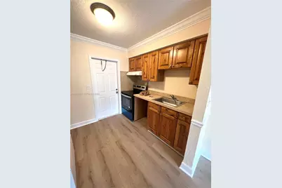 8701 NW 38th Dr #B-1, Coral Springs, FL 33065 - Photo 5