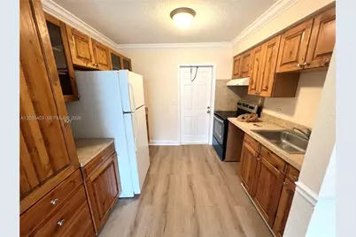 8701 NW 38th Dr #B-1, Coral Springs, FL 33065 - Photo 7