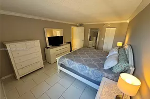 2625 Collins Ave, Miami Beach, FL 33140 - Photo 7