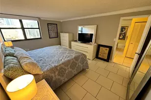 2625 Collins Ave, Miami Beach, FL 33140 - Photo 7