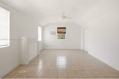 14 NW 75th St #14, Miami, FL 33150 - Photo 3