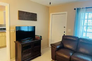 1150 Atlantic Shores Blvd, Hallandale Beach, FL 33009 - Photo 11