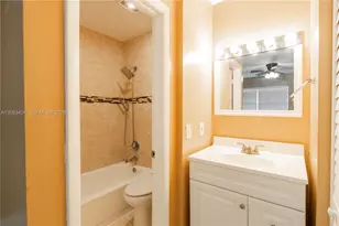 15635 SW 74th Cir Dr, Miami, FL 33193 - Photo 19