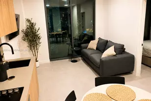 121 NE 5th St, Miami, FL 33132 - Photo 3