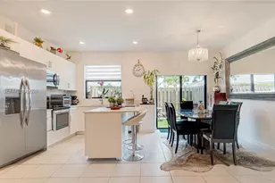 953 NE 211th St, Miami, FL 33179 - Photo 9