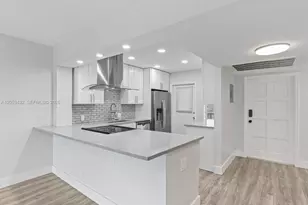 3150 N Palm Aire Dr, Pompano Beach, FL 33069 - Photo 7
