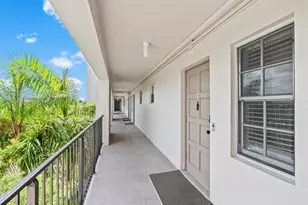 3150 N Palm Aire Dr, Pompano Beach, FL 33069 - Photo 25