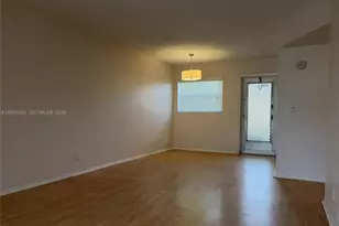 2131 NE 1st Ct, Boynton Beach, FL 33435 - Photo 13