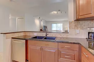 2212 NE 1st Way, Boynton Beach, FL 33435 - Photo 17