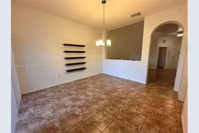 2342 SE 16th Ter, Homestead, FL 33035 - Photo 9