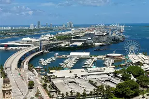 159 NE 6th St, Miami, FL 33132 - Photo 37