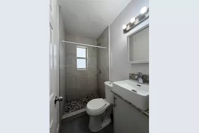 60 NW 71st St #6, Miami, FL 33150 - Photo 7