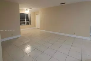 3310 N Pinewalk Dr N, Margate, FL 33063 - Photo 7