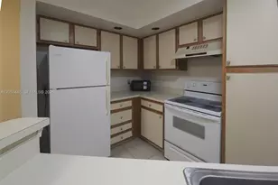 3310 N Pinewalk Dr N, Margate, FL 33063 - Photo 17