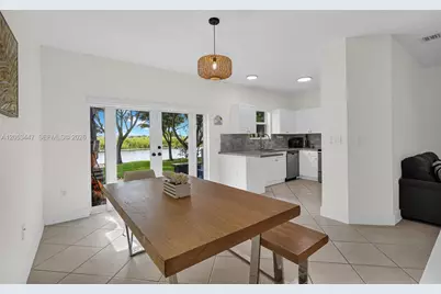 22019 SW 92nd Pl, Cutler Bay, FL 33190 - Photo 21