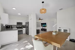 22019 SW 92nd Pl, Cutler Bay, FL 33190 - Photo 15
