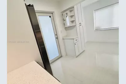 105-107 NE 30th Ct, Wilton Manors, FL 33334 - Photo 27