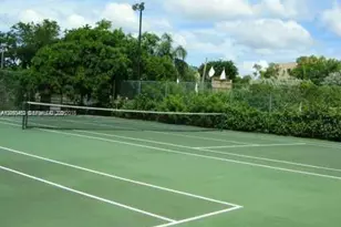 18314 NW 68th Ave, Hialeah, FL 33015 - Photo 3