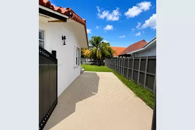 2900 SW 98th Ave, Miami, FL 33165 - Photo 27