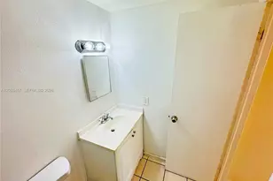 3610 NW 21st St, Lauderdale Lakes, FL 33311 - Photo 11
