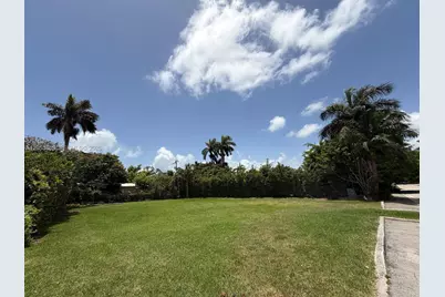1310 95th St, Bay Harbor Islands, FL 33154 - Photo 17