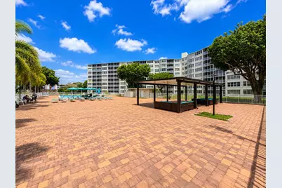 1750 NE 191st St #605-1, Miami, FL 33179 - Photo 21