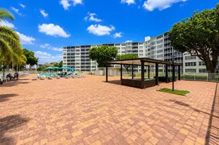 1750 NE 191st St, Miami, FL 33179 - Photo 21