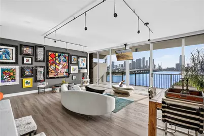 1000 Venetian Way #810, Miami Beach, FL 33139 - Photo 3
