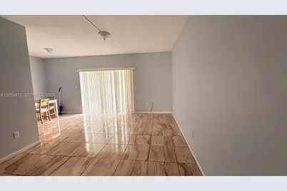 9360 SW 87th Ave #N5, Miami, FL 33176 - Photo 5