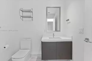 851 NE 1st Ave, Miami, FL 33132 - Photo 37