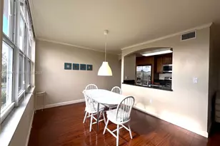 9451 Evergreen Pl, Davie, FL 33324 - Photo 5