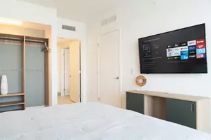 159 NE 6th St, Miami, FL 33132 - Photo 17