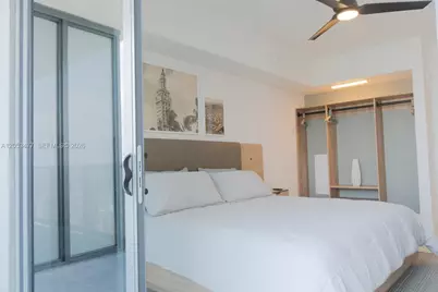 159 NE 6th St #4704, Miami, FL 33132 - Photo 13