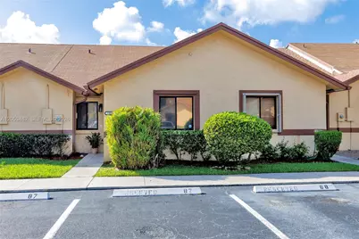 11061 NW 38th Pl, Sunrise, FL 33351 - Photo 1
