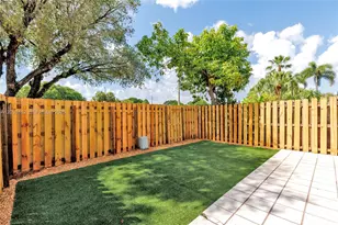 11061 NW 38th Pl, Sunrise, FL 33351 - Photo 35