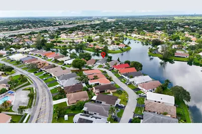 15037 Brighton Ln, Davie, FL 33331 - Photo 35