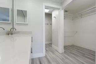 15037 Brighton Ln, Davie, FL 33331 - Photo 23