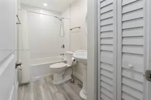15037 Brighton Ln, Davie, FL 33331 - Photo 13