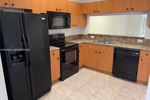 2833 SW 82nd Ave, Miramar, FL 33025 - Photo 5