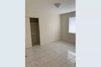 901 NW 22nd Ct, Miami, FL 33125 - Photo 21