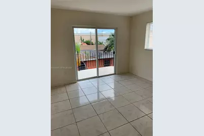 901 NW 22nd Ct, Miami, FL 33125 - Photo 17