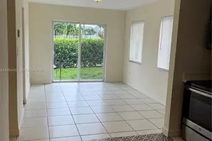 901 NW 22nd Ct, Miami, FL 33125 - Photo 11