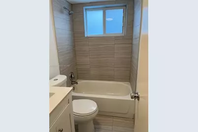901 NW 22nd Ct, Miami, FL 33125 - Photo 9