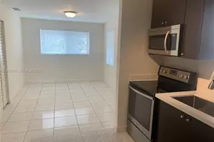 901 NW 22nd Ct, Miami, FL 33125 - Photo 15
