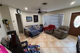 1941 NW 33rd St, Oakland Park, FL 33309 - Photo 7