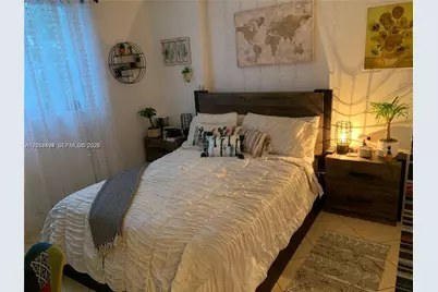210 SW 11th St #204, Miami, FL 33130 - Photo 9