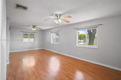 4040 NE 6th Ave #4040, Deerfield Beach, FL 33064 - Photo 7