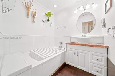 15425 N Miami Ave, Miami, FL 33169 - Photo 33