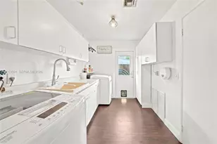 15425 N Miami Ave, Miami, FL 33169 - Photo 41