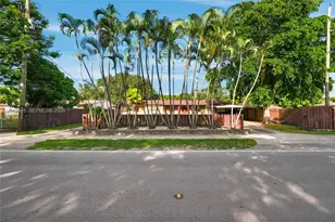 15425 N Miami Ave, Miami, FL 33169 - Photo 5